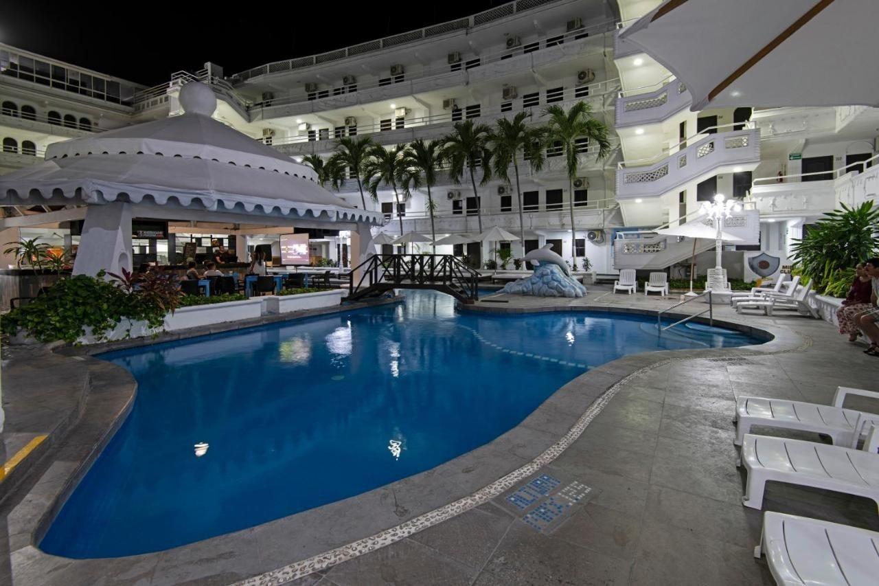 Hotel Fiesta Mexicana 만사니요 외부 사진