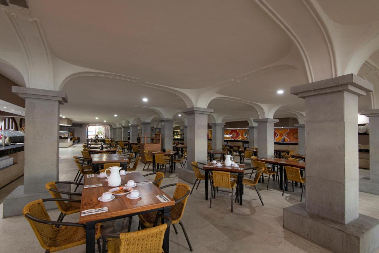 Hotel Fiesta Mexicana 만사니요 외부 사진