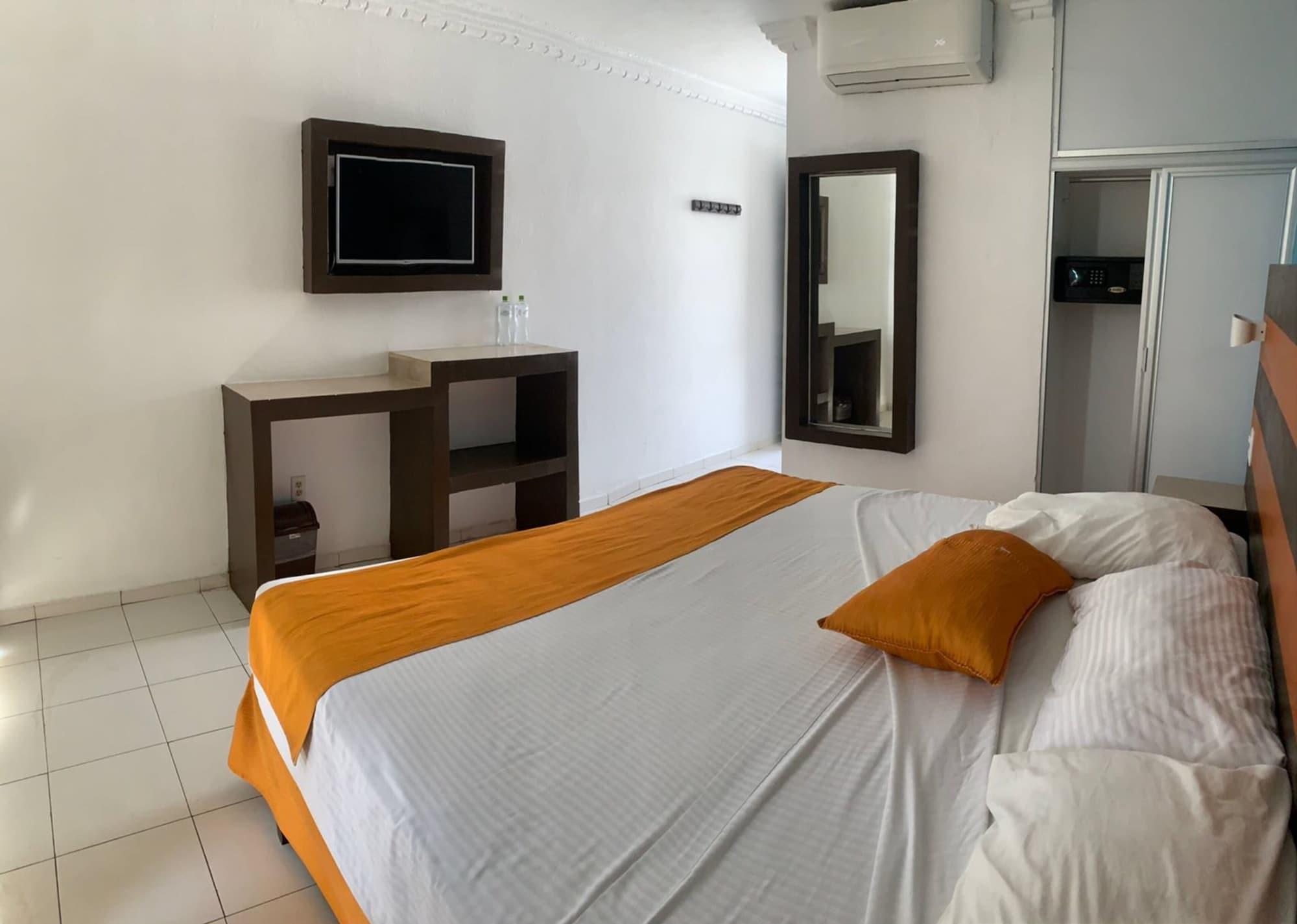 Hotel Fiesta Mexicana 만사니요 외부 사진