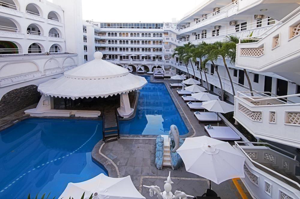 Hotel Fiesta Mexicana 만사니요 외부 사진