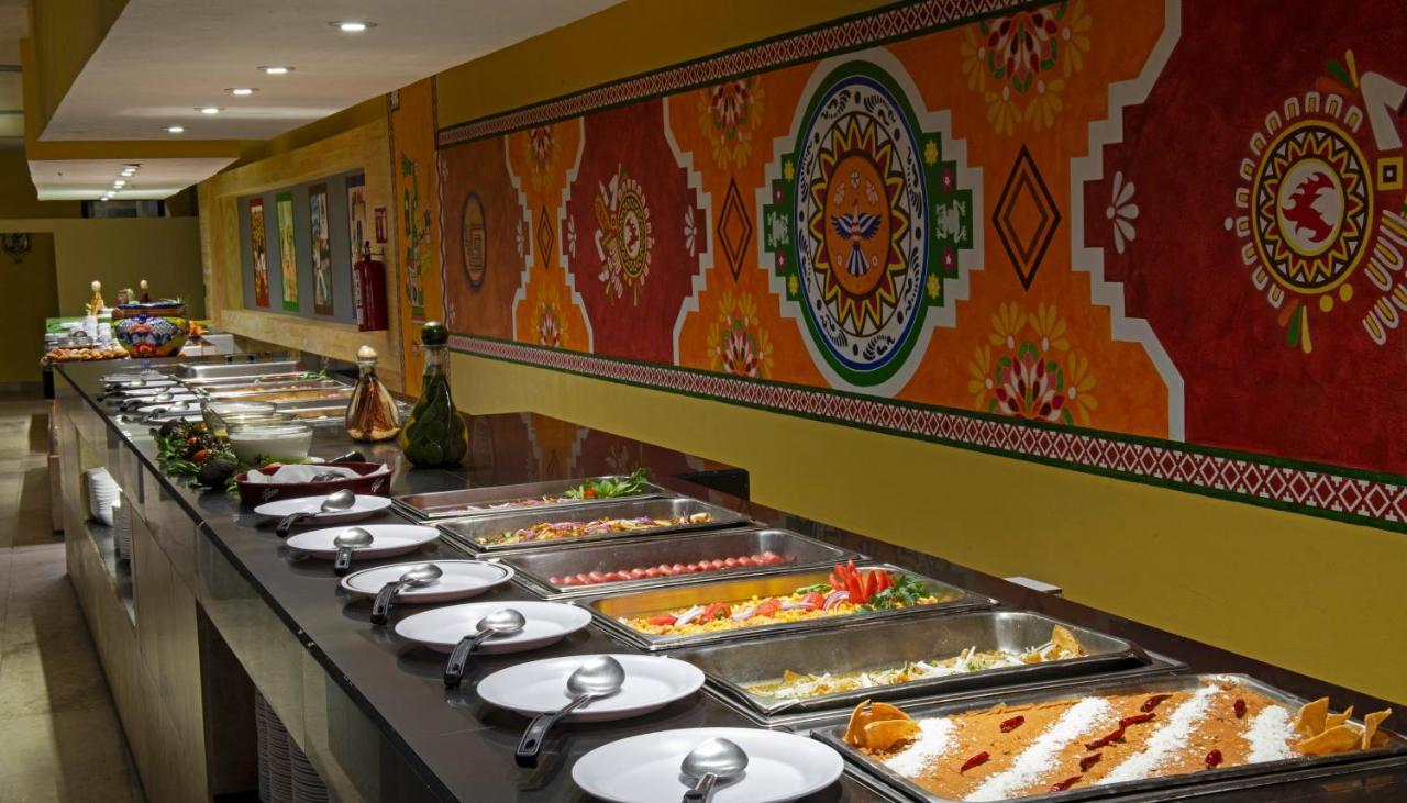 Hotel Fiesta Mexicana 만사니요 외부 사진